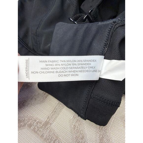 LIVI High-Impact Wicking Underwire Sports Bra Black Size 48F Lane Bryant - Picture 4 of 6